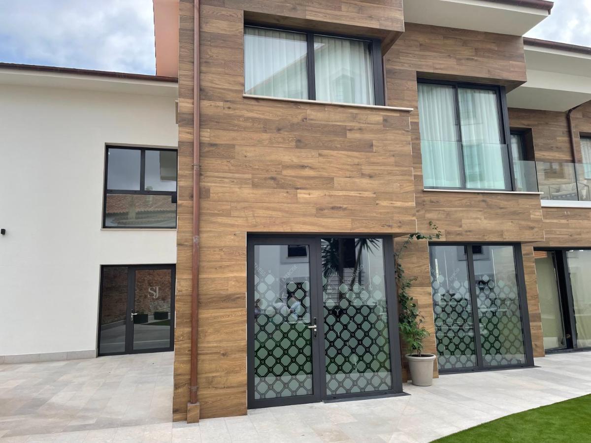 Apartamentos Las Indianas Nueva De Llanes Exterior photo